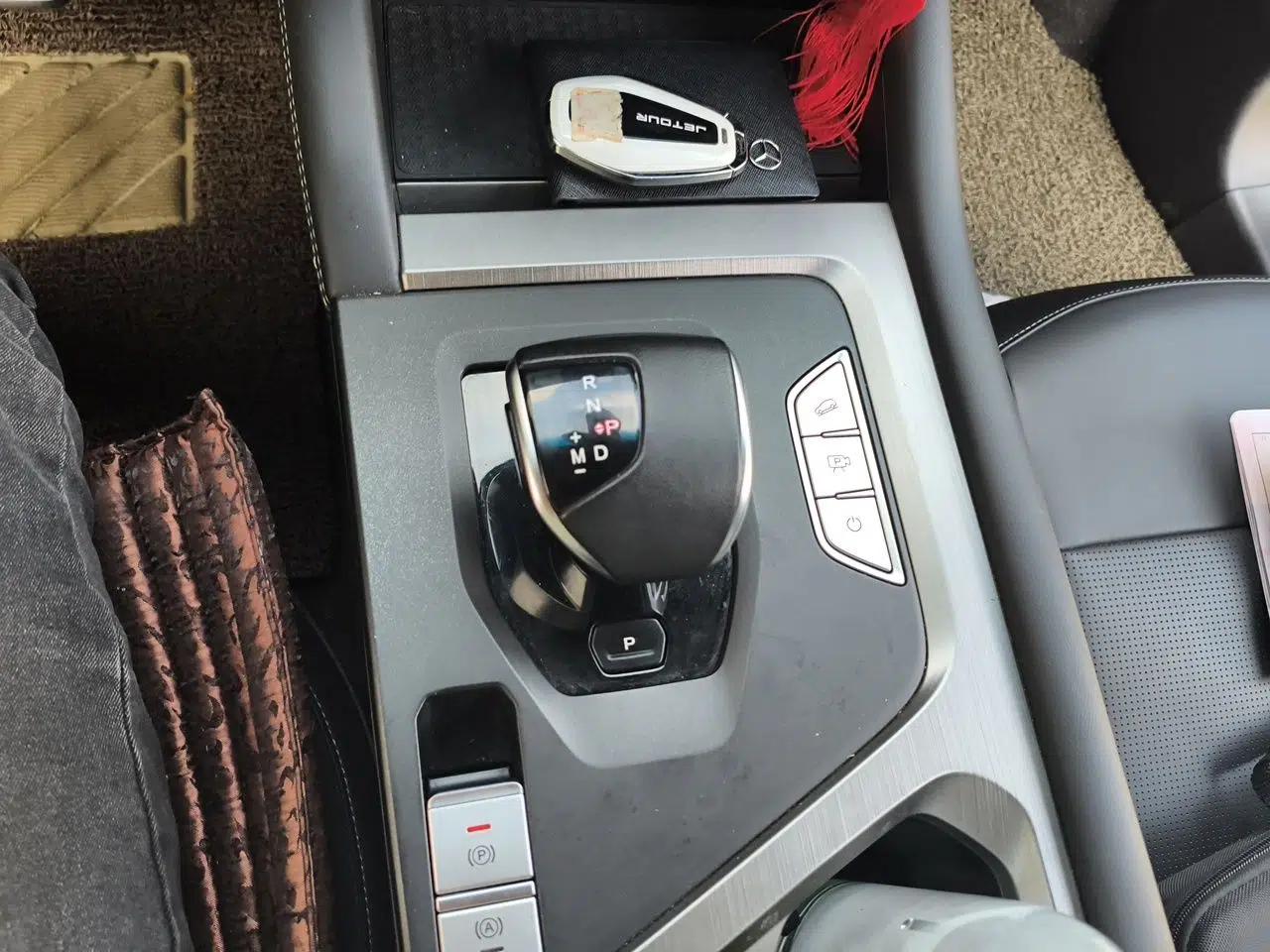 JETOUR X90 PLUS 2021 1.6TD DCT Villa 5 Seats — миниатюра 14