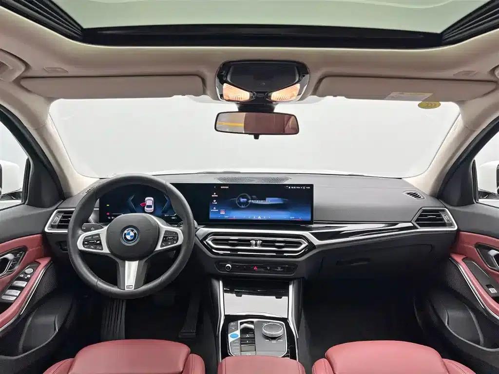BMW i3 2024 eDrive 35L — миниатюра 21