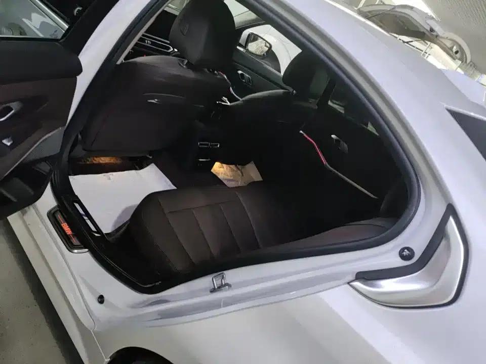 BMW i3 2024 eDrive 35L — миниатюра 6
