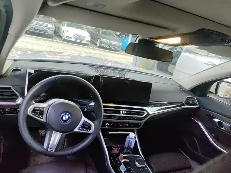 BMW i3 2024 eDrive 35L — миниатюра 7