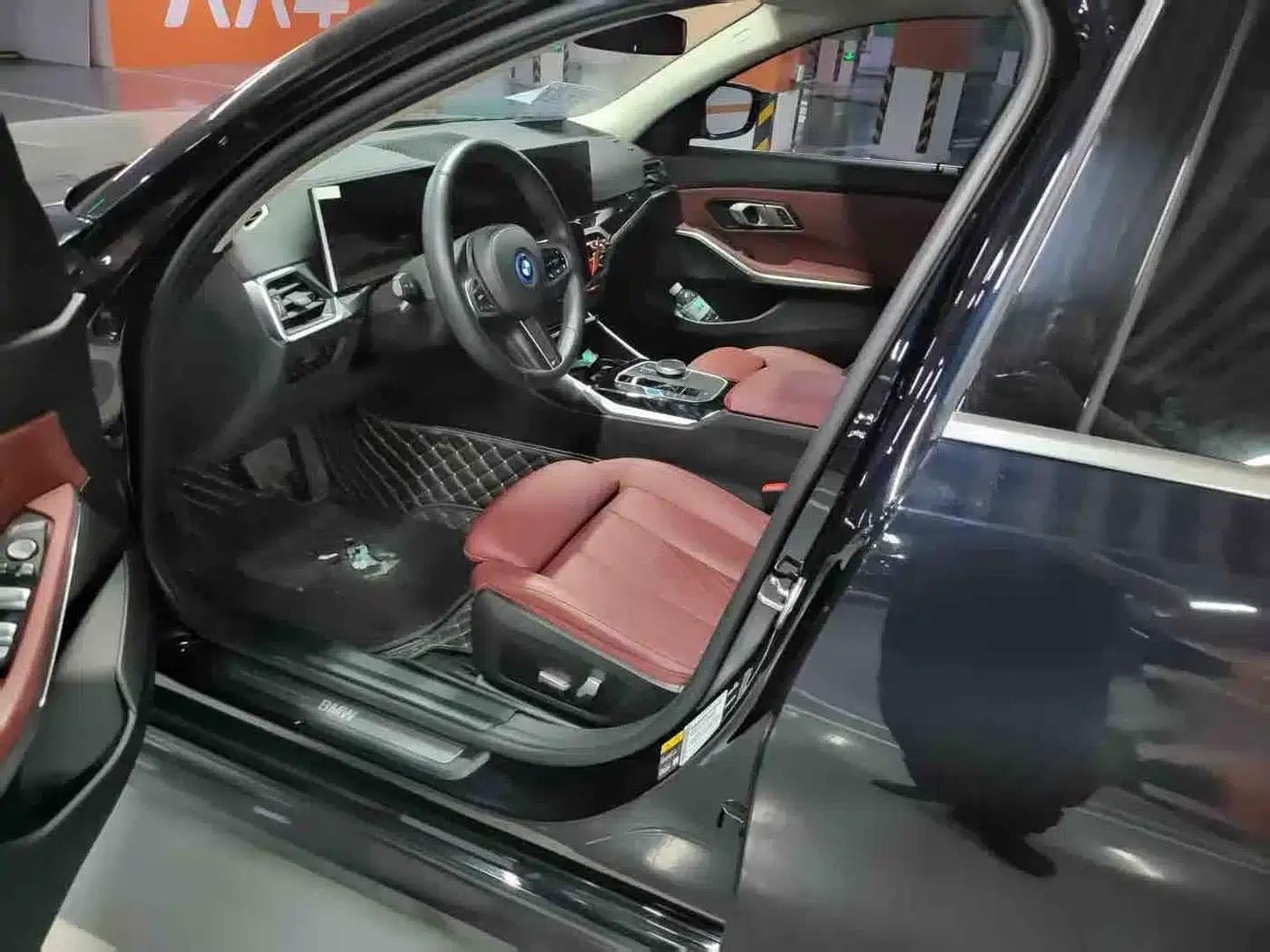 BMW i3 2022 eDrive 35L — миниатюра 5