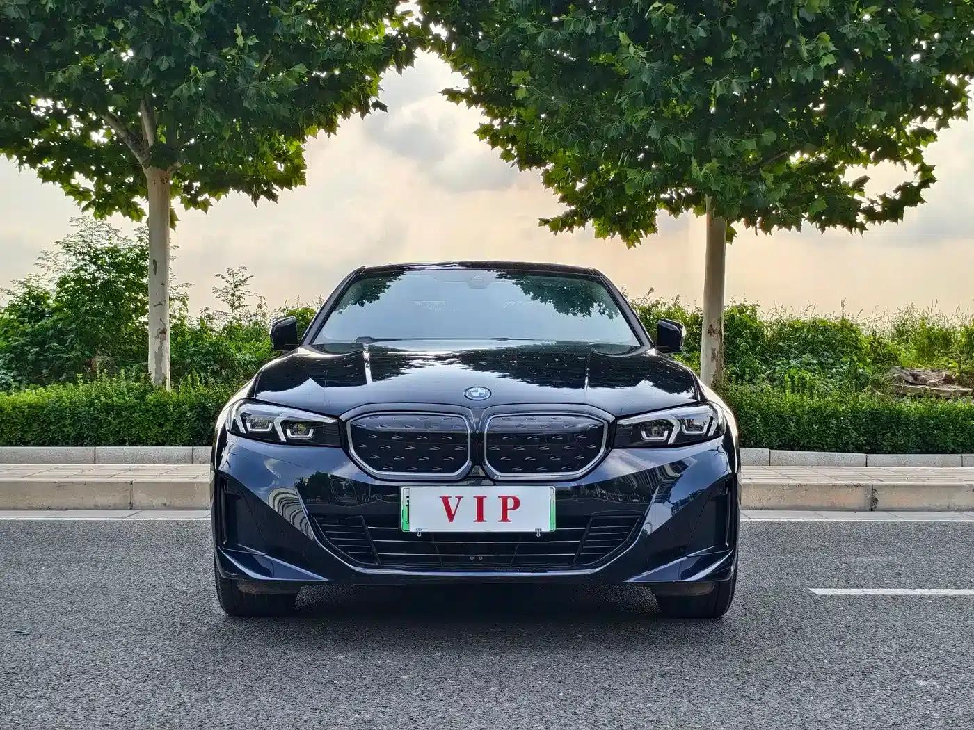 BMW i3 2024 eDrive 40 L Shadow Edition — миниатюра 2
