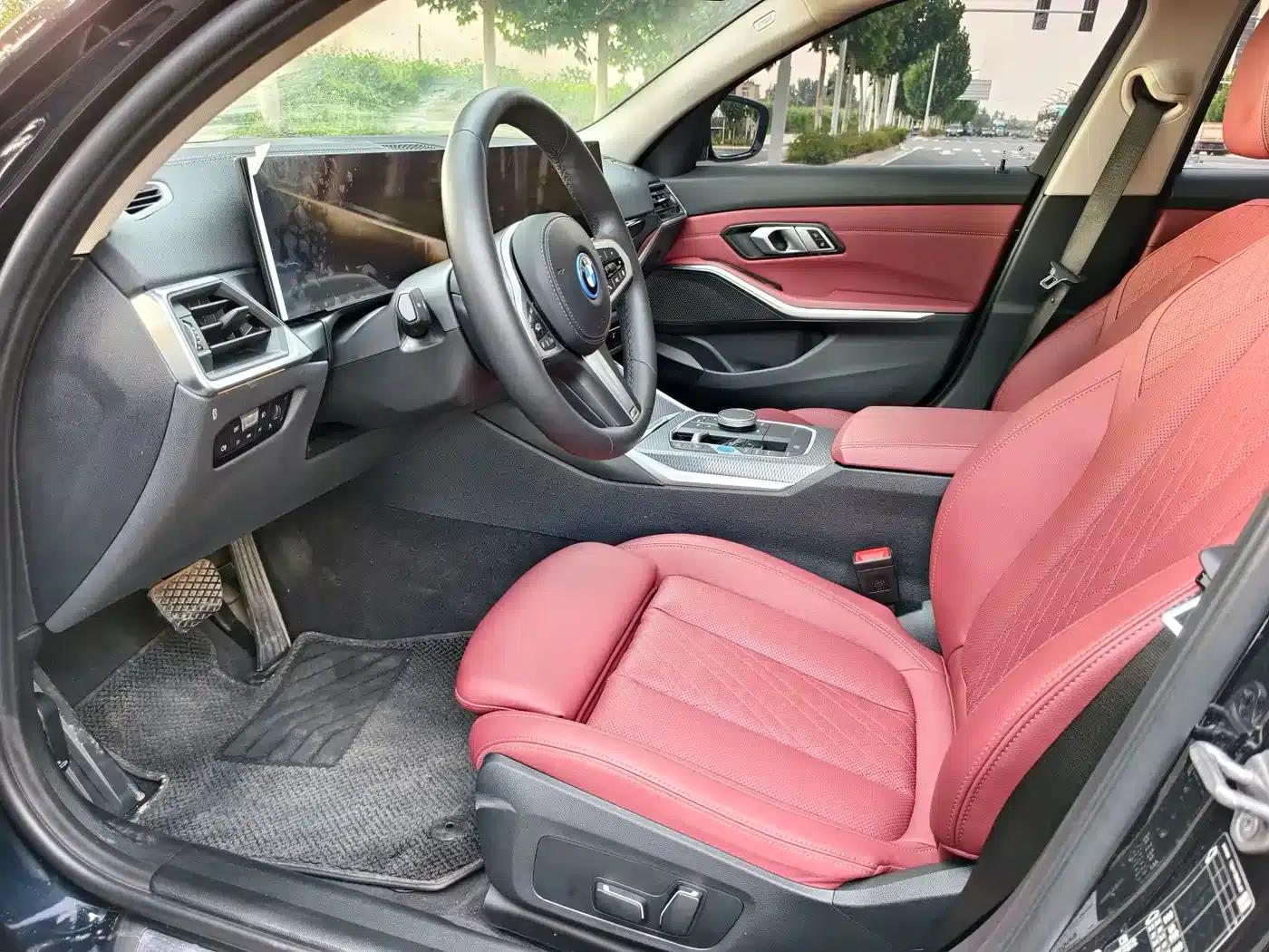 BMW i3 2024 eDrive 40 L Shadow Edition — миниатюра 5