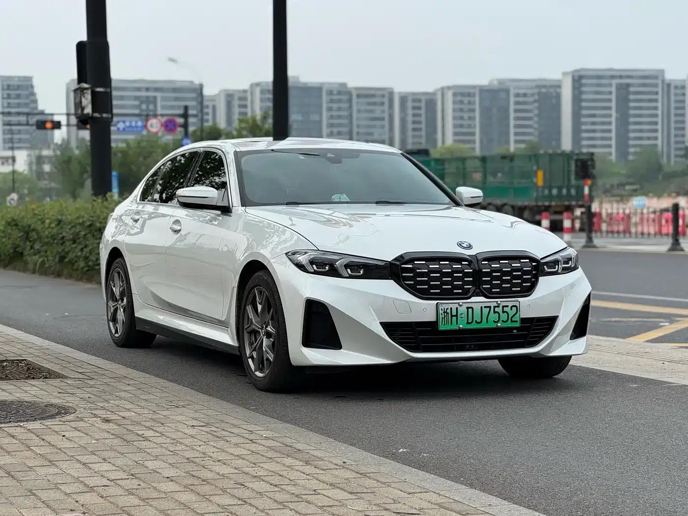BMW i3 2022 eDrive 35L — миниатюра 3