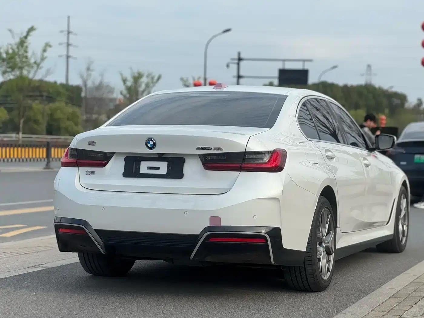 BMW i3 2025 eDrive 35 L — миниатюра 6