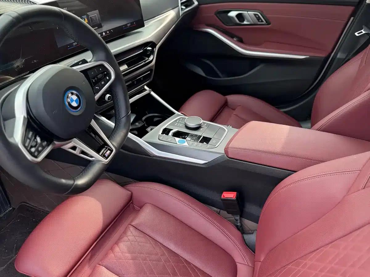 BMW i3 2025 eDrive 35 L — миниатюра 10