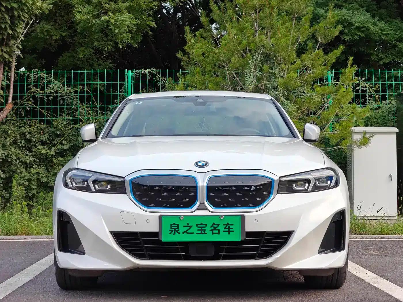 BMW i3 2022 eDrive 35L — миниатюра 2