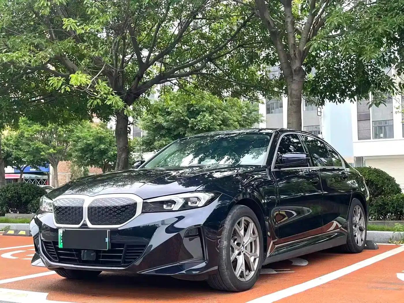 BMW i3 2022 eDrive 35L — миниатюра 1