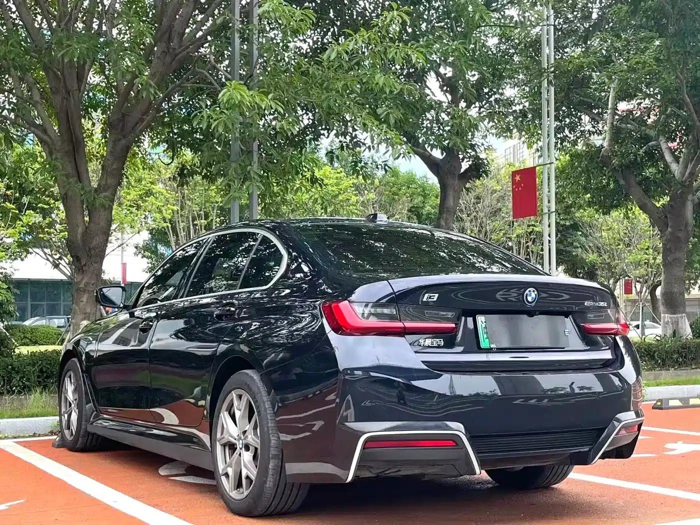 BMW i3 2022 eDrive 35L — миниатюра 3