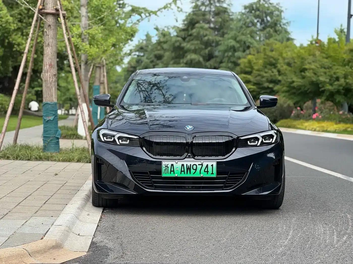 BMW i3 2024 eDrive 35L — миниатюра 3