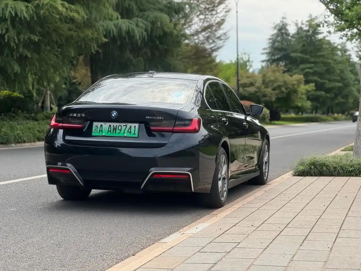 BMW i3 2024 eDrive 35L — миниатюра 5