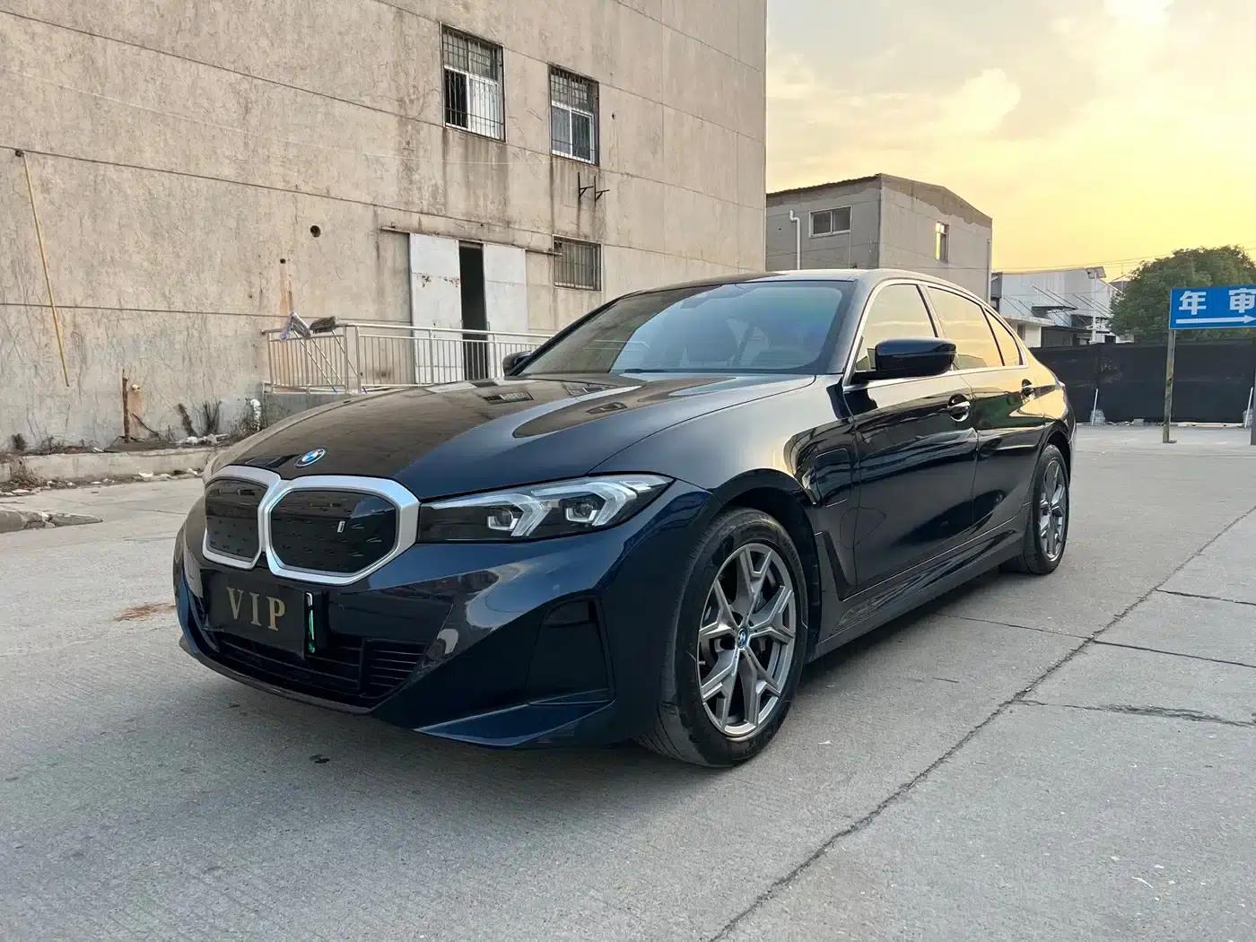 BMW i3 2022 eDrive 35L — миниатюра 1