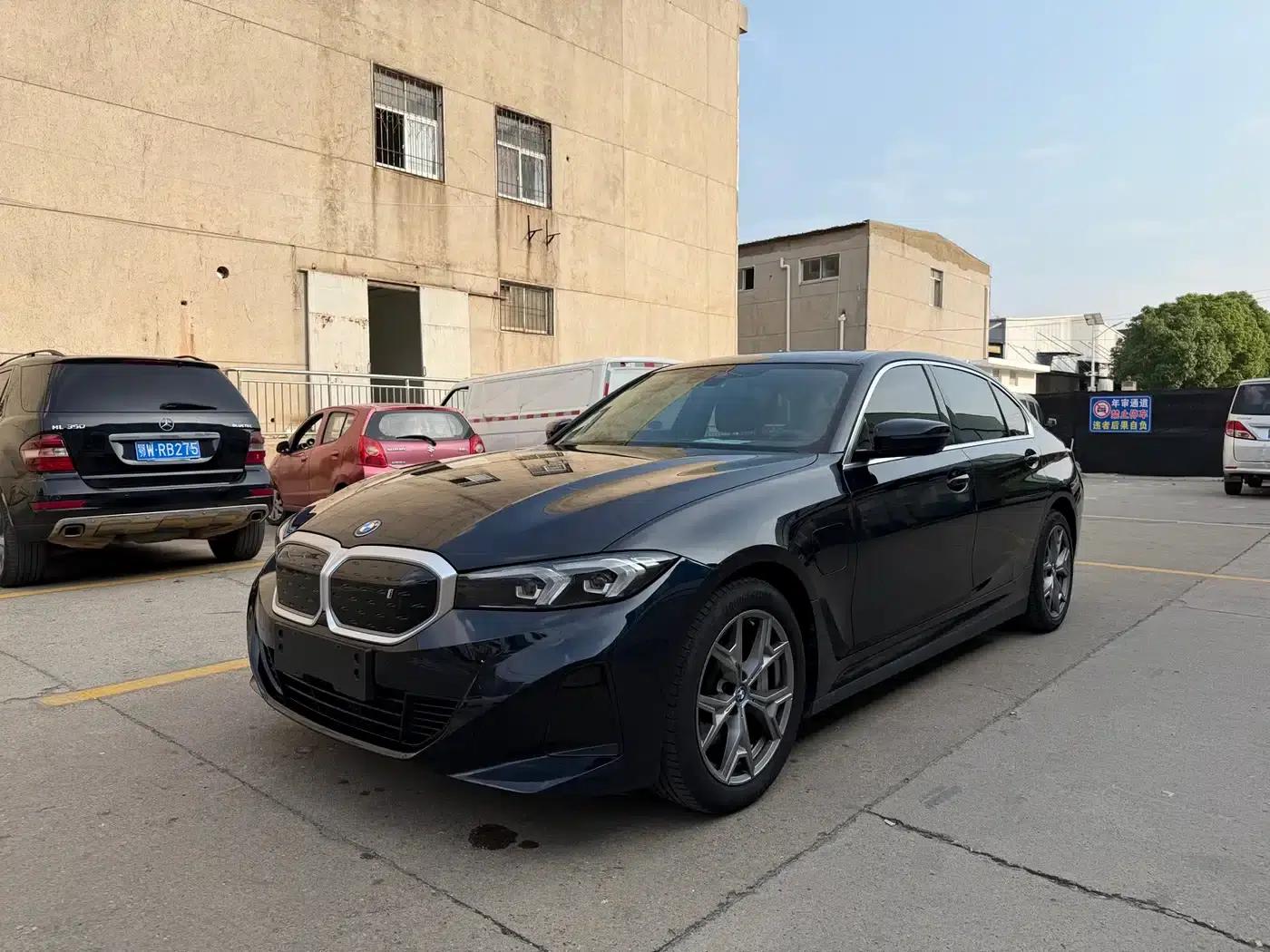 BMW i3 2024 eDrive 35L — миниатюра 1