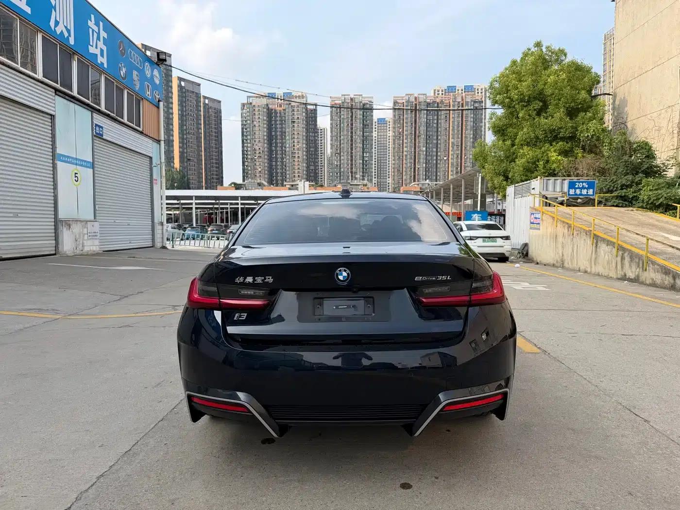 BMW i3 2024 eDrive 35L — миниатюра 14