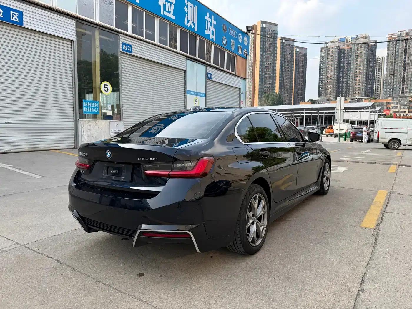 BMW i3 2024 eDrive 35L — миниатюра 15