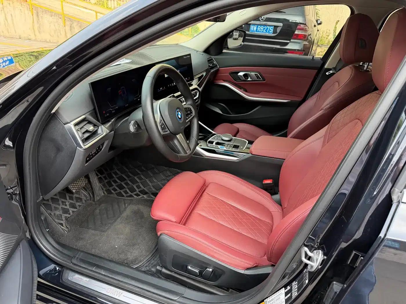 BMW i3 2024 eDrive 35L — миниатюра 4