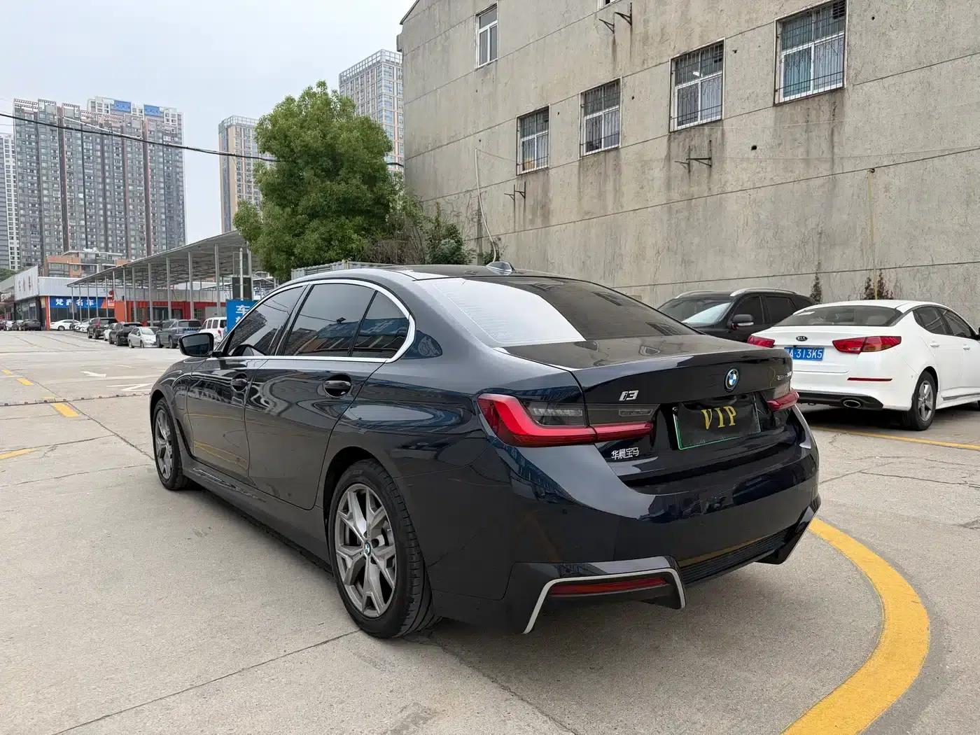 BMW i3 2025 eDrive 35 L — миниатюра 13