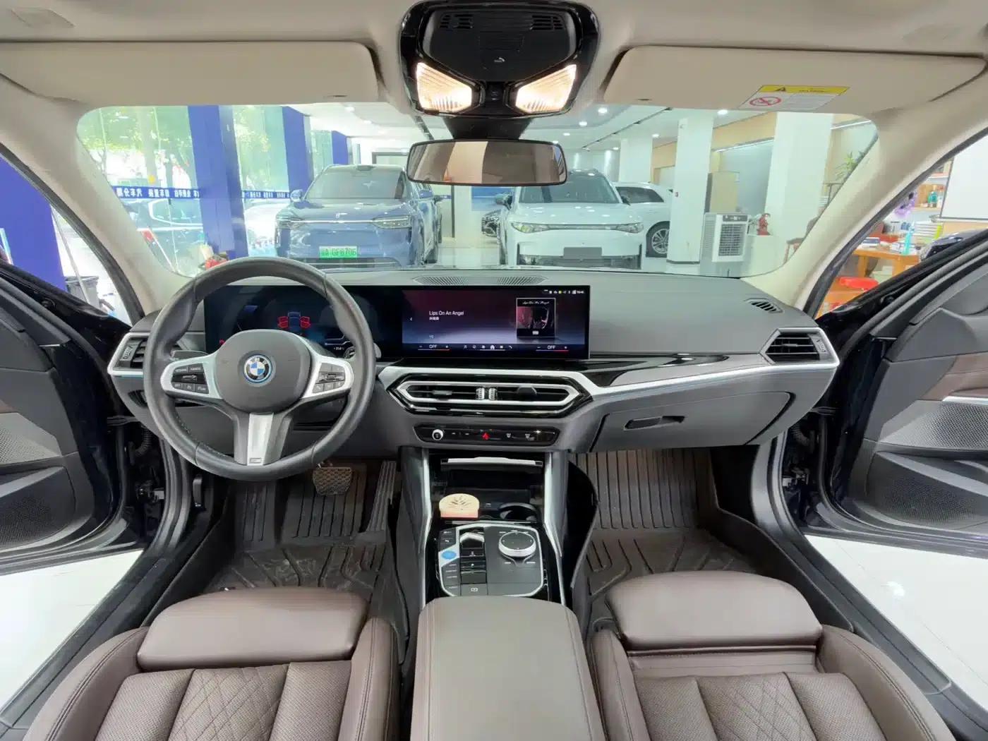BMW i3 2024 eDrive 35L — миниатюра 5