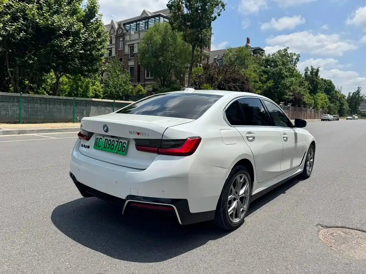 BMW i3 2022 eDrive 35L — миниатюра 13