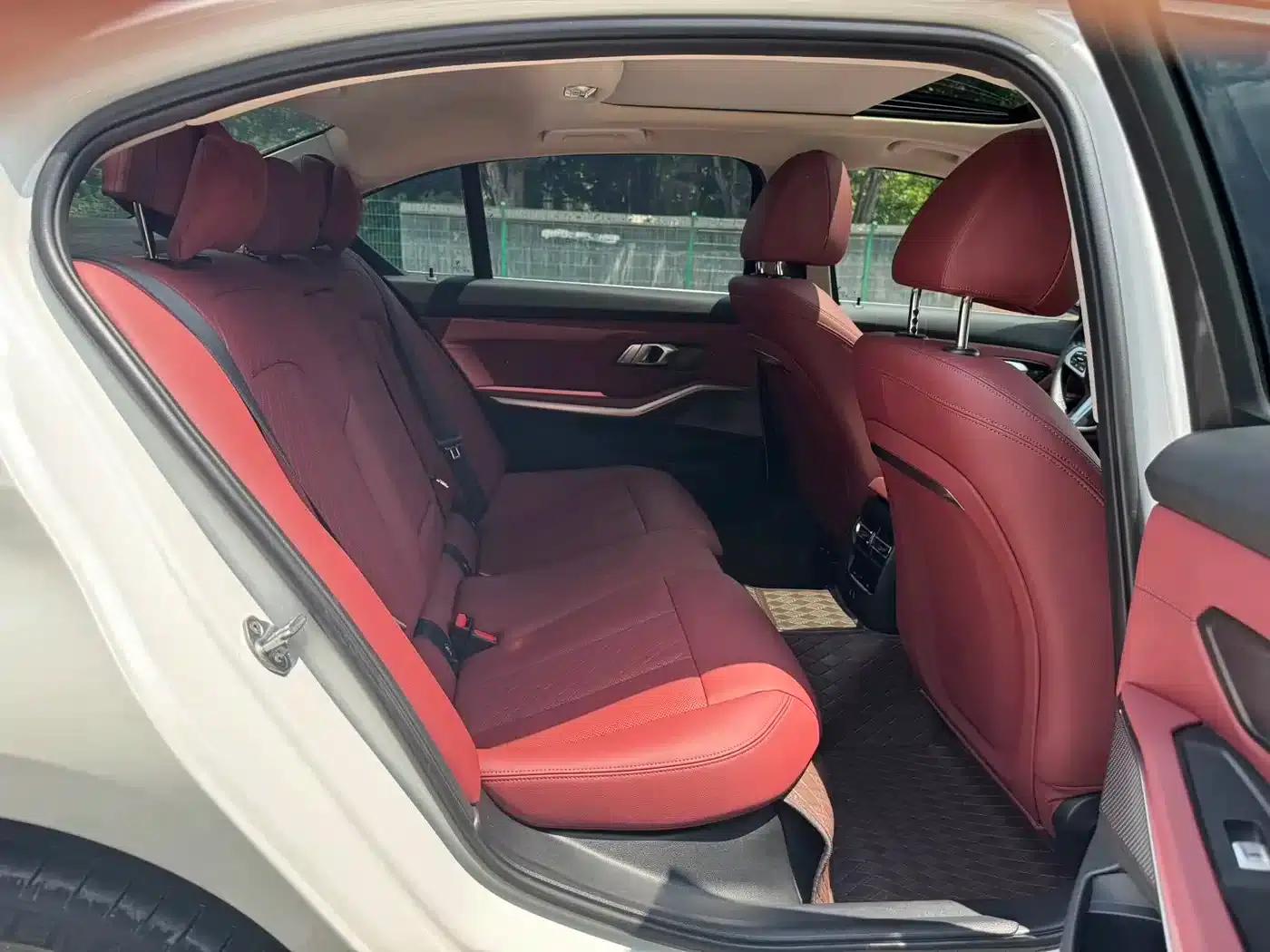 BMW i3 2022 eDrive 35L — миниатюра 8