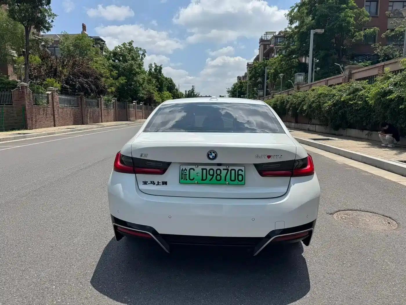 BMW i3 2022 eDrive 35L — миниатюра 10