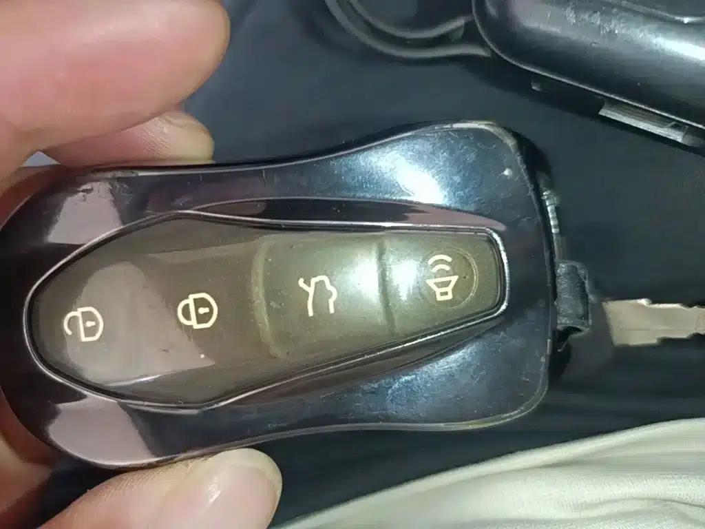 Remote FX 2020 1.8T Smart Connect 4-seater — миниатюра 9
