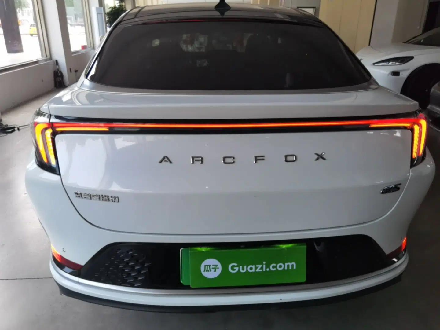 ARCFOX Alpha S 2021 708S+ 160kW — миниатюра 5