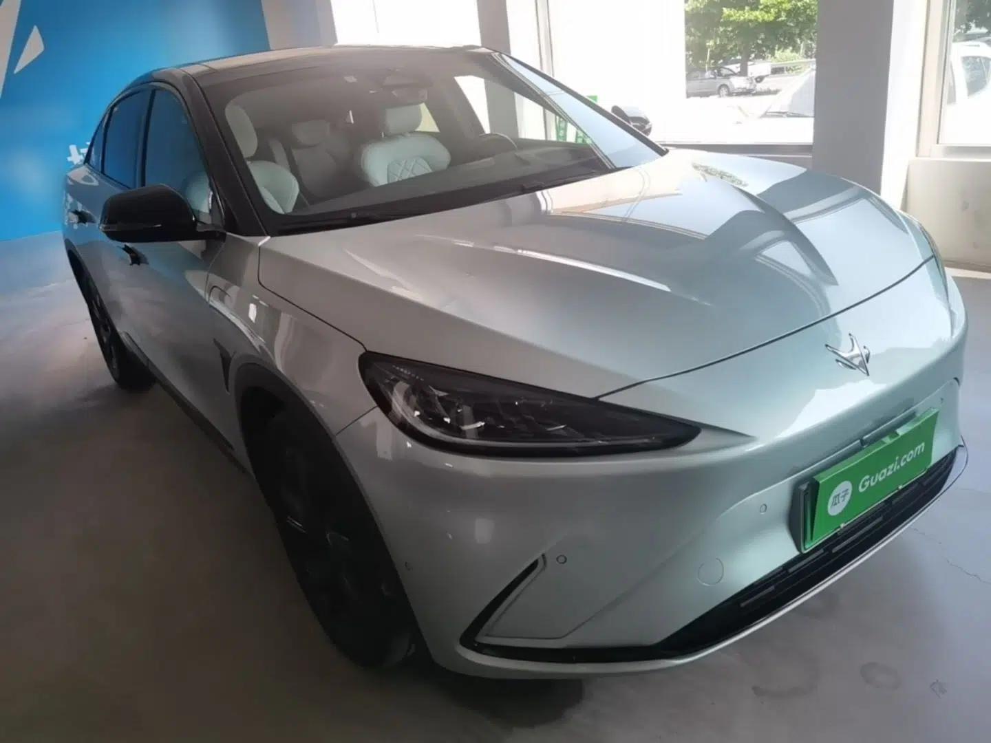 ARCFOX Alpha S 2023 735E+ Forest Edition 160kW — миниатюра 3