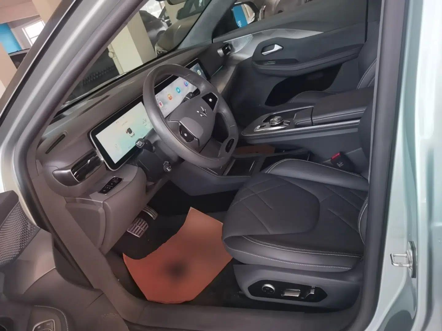 ARCFOX Alpha S 2023 735E+ Forest Edition 160kW — миниатюра 22