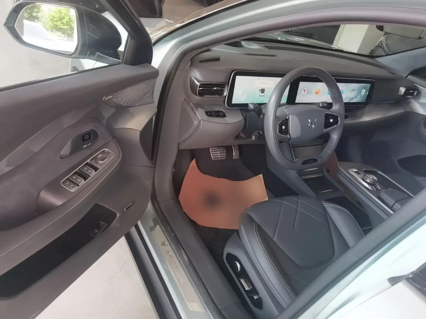 ARCFOX Alpha S 2023 735E+ Forest Edition 160kW — миниатюра 23