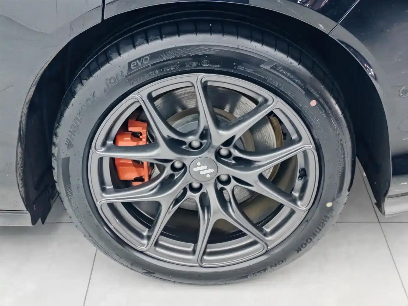 Zhiji L6 2024 Max Long Range Edition — миниатюра 8