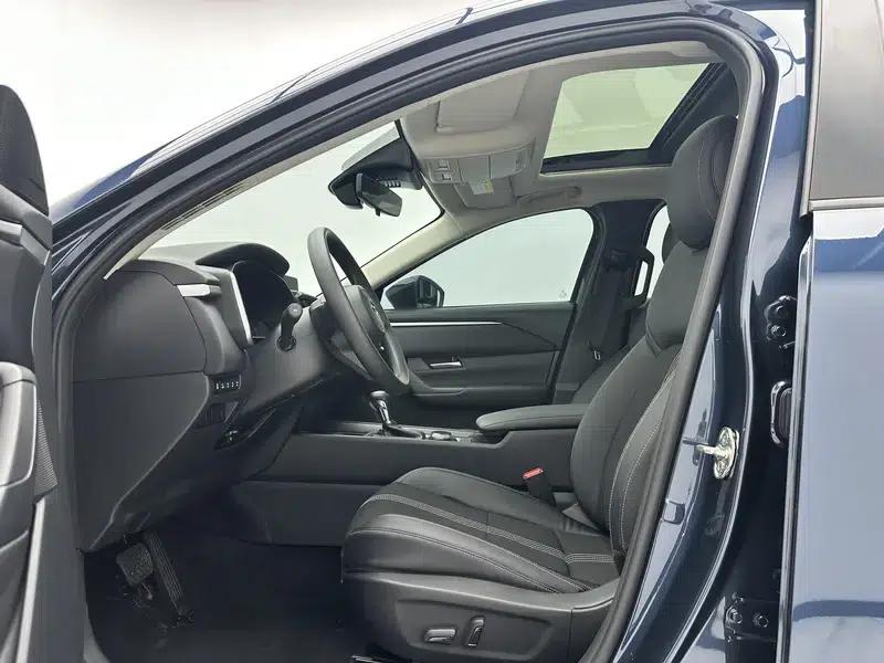 Mazda CX-50 2023 2.0L Automatic Leading Edition — миниатюра 15