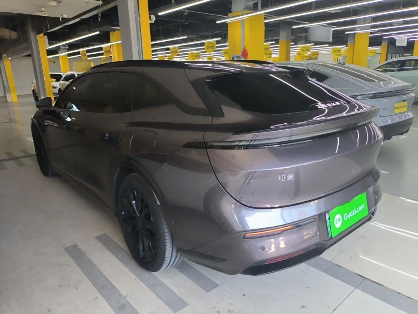 Zeekr 007GT 2025 Rear-Drive Intelligent Driving Version 75 kWh — миниатюра 4