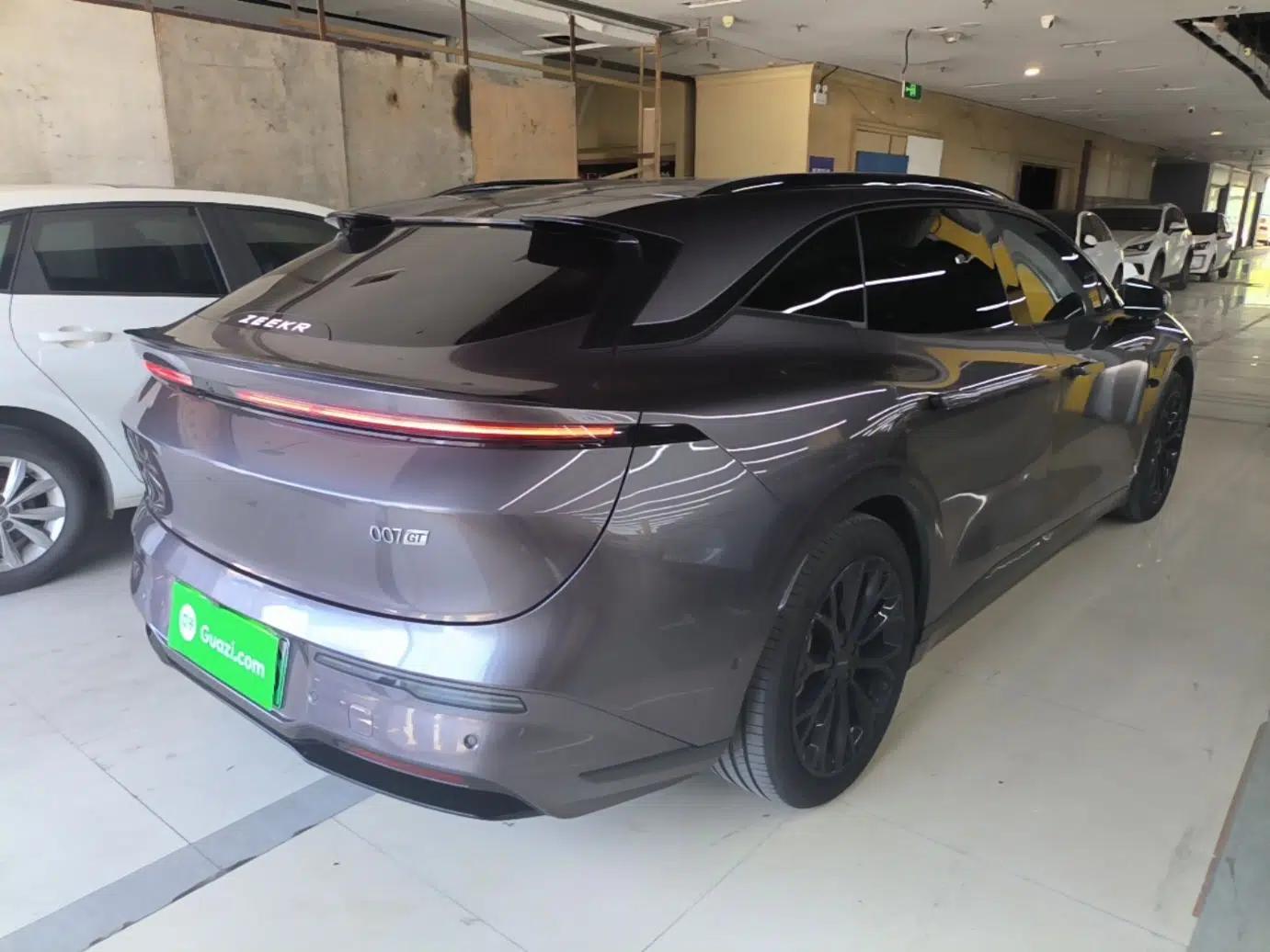 Zeekr 007GT 2025 Rear-Drive Intelligent Driving Version 75 kWh — миниатюра 6