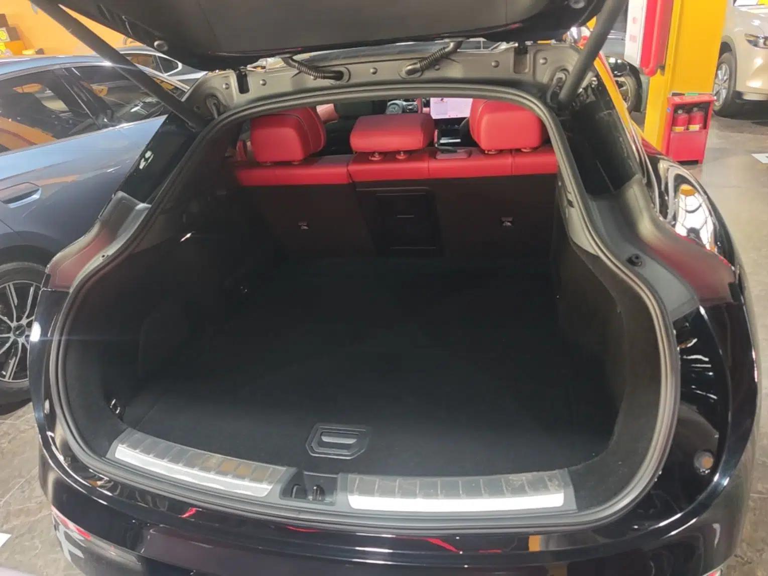Zeekr 007GT 2025 Rear-Drive Intelligent Driving Version 75 kWh — миниатюра 22