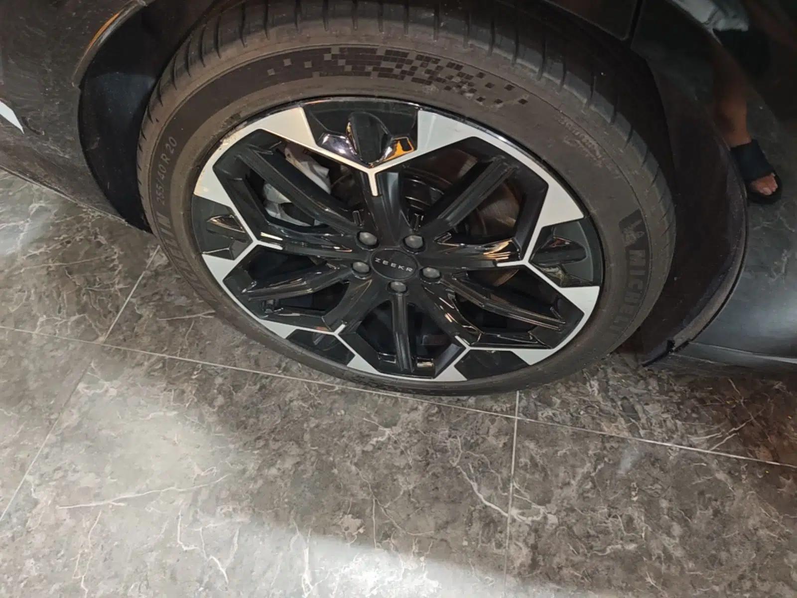 Zeekr 007GT 2025 Rear-Drive Intelligent Driving Version 75 kWh — миниатюра 11