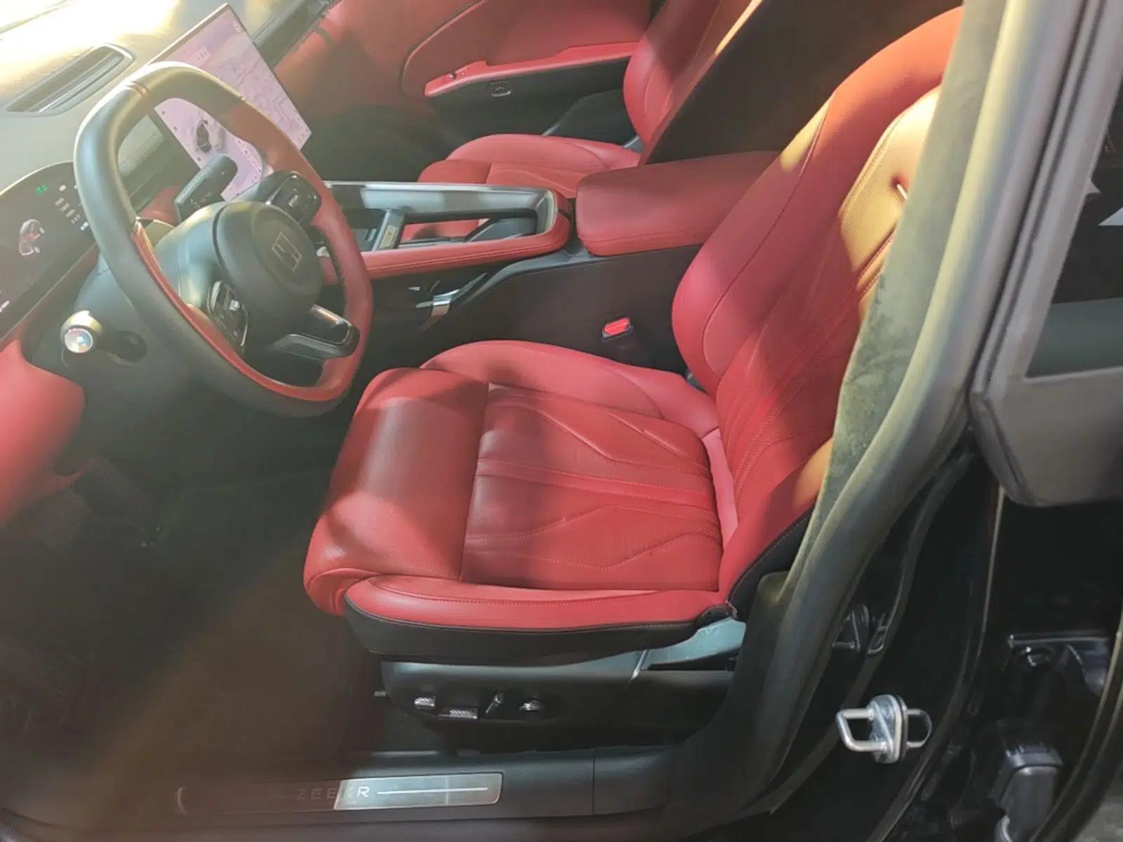Zeekr 007GT 2025 Rear-Drive Intelligent Driving Version 75 kWh — миниатюра 17