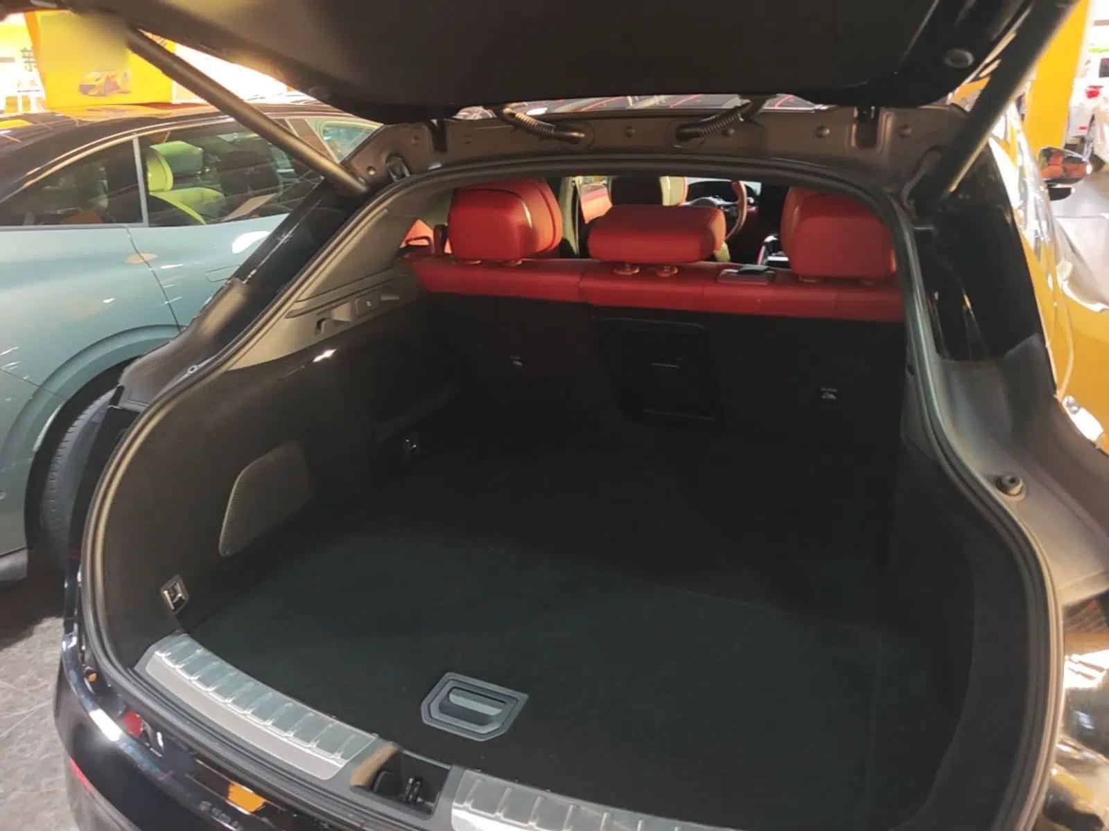 Zeekr 007GT 2025 Rear-Drive Intelligent Driving Version 75 kWh — миниатюра 22