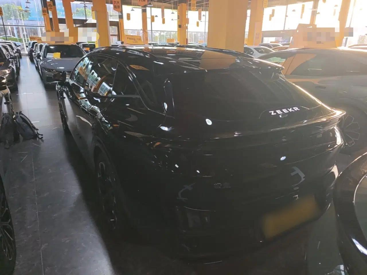 Zeekr 007GT 2025 Rear-Drive Intelligent Driving Version 75 kWh — миниатюра 4