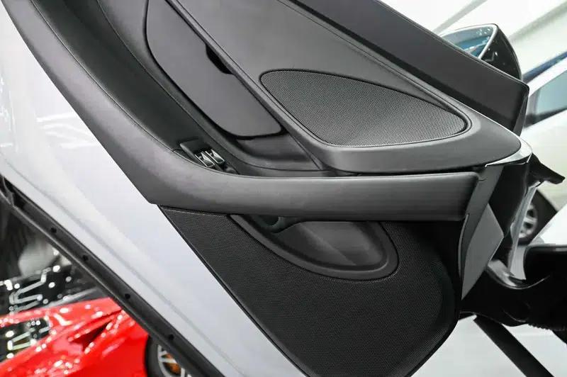 McLaren GT 2019 4.0T Standard Edition — миниатюра 13