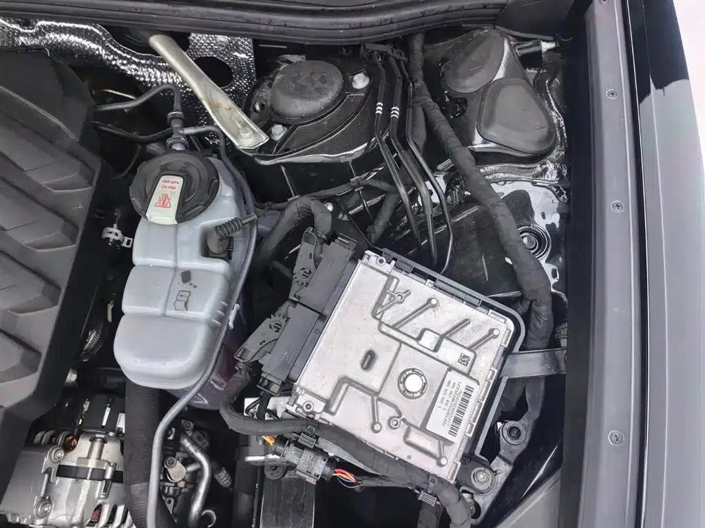 Audi A6L 2025 Facelift 45 TFSI quattro Premium Dynamic Edition — миниатюра 12