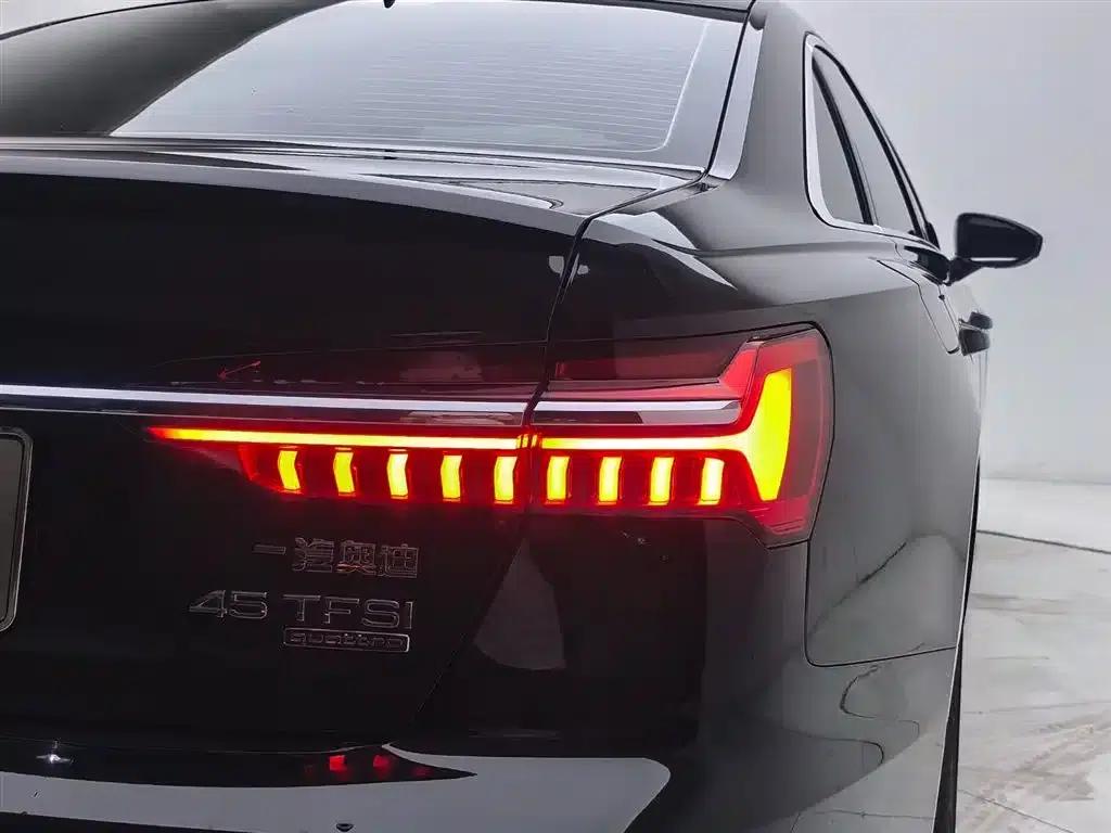 Audi A6L 2025 Facelift 45 TFSI quattro Premium Dynamic Edition — миниатюра 20