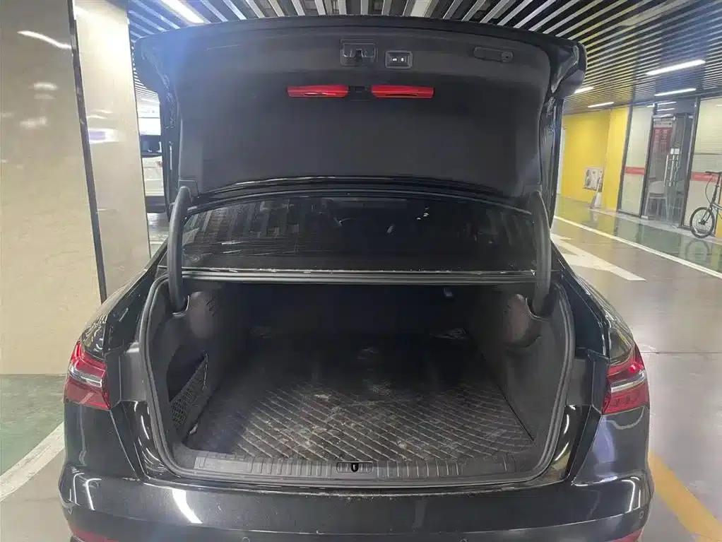 Audi A6L 2023 Facelift 45 TFSI quattro Premium Dynamic Edition — миниатюра 13