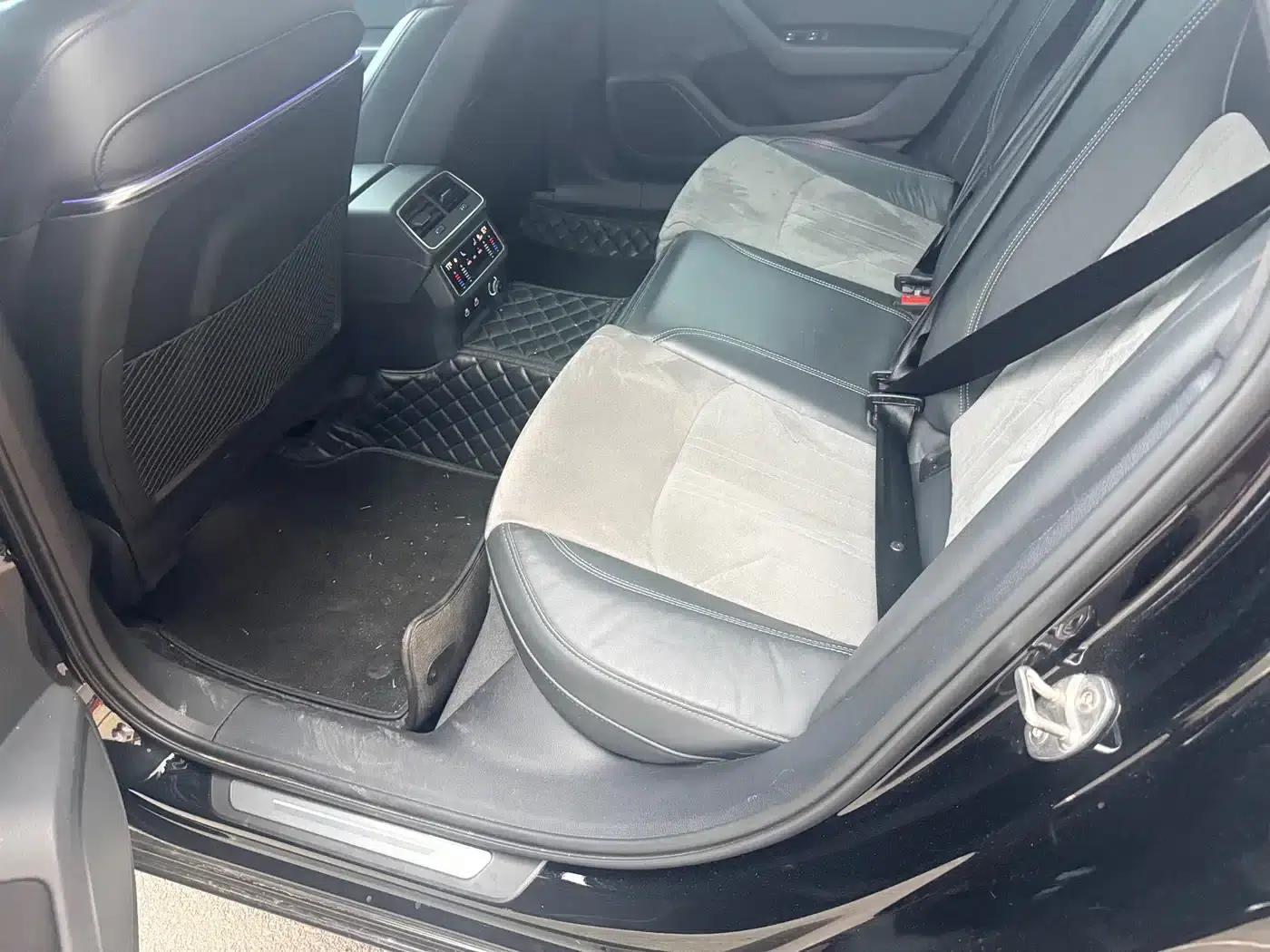 Audi A6L 2023 Facelift 45 TFSI Dynamic Edition — миниатюра 7