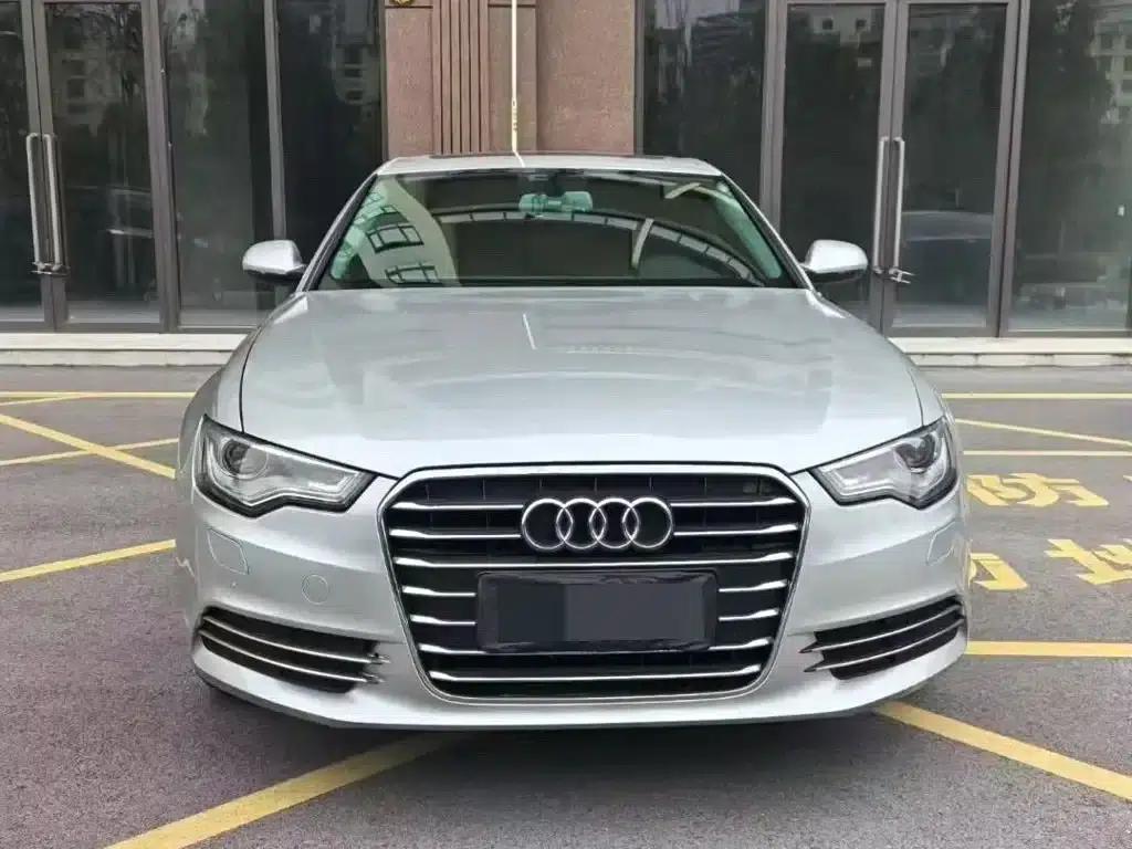 Audi A6L 2012 TFSI Standard Edition — миниатюра 3