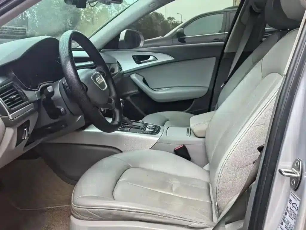 Audi A6L 2012 TFSI Standard Edition — миниатюра 4