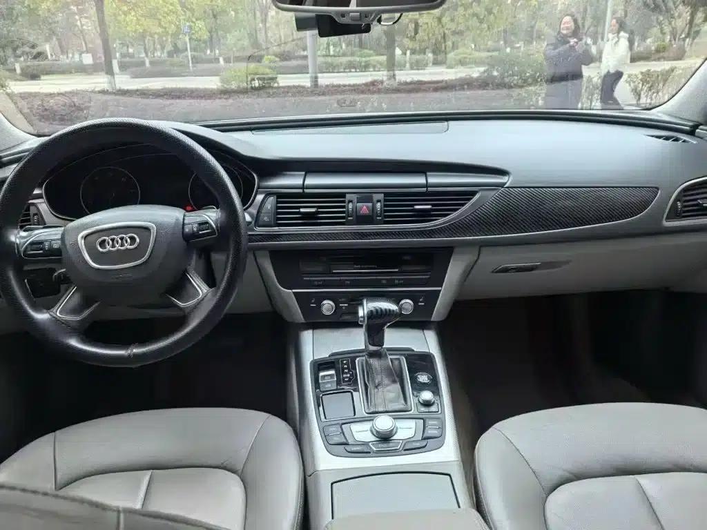 Audi A6L 2012 TFSI Standard Edition — миниатюра 6
