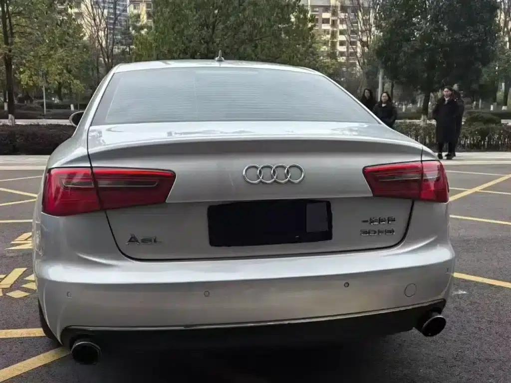 Audi A6L 2012 TFSI Standard Edition — миниатюра 8