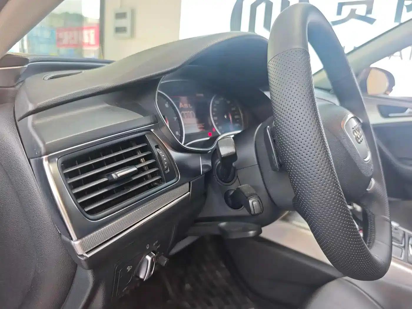 Audi A6L 2014 TFSI Standard Edition — миниатюра 19