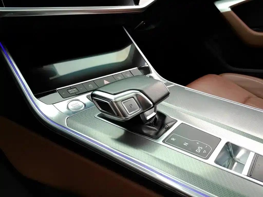 Audi A6L 2019 45 TFSI quattro Premium Elegance — миниатюра 9